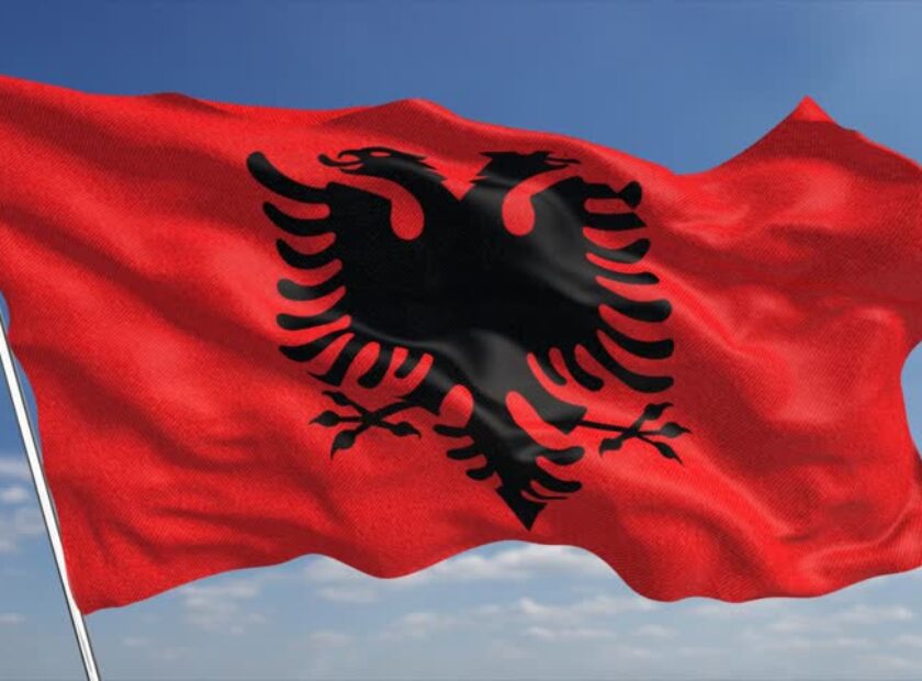 Flamuri-shqiptar (1)